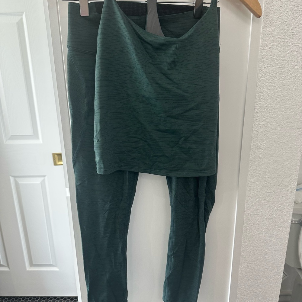 Outdoor Voices Set: tank and leggings